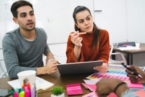 What Should You Ask Before Hiring a Logo Designer?